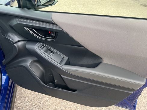 Used 2024 Subaru Crosstrek 2.0i Premium image 22