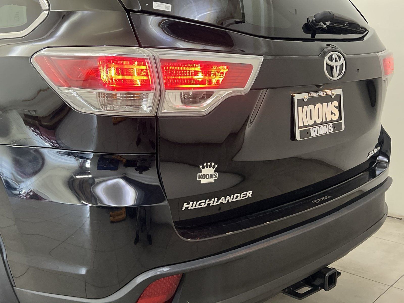 Used 2016 Toyota Highlander XLE AWD/4WD image 31