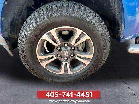 Used 2017 Toyota Tacoma TRD Sport RWD image 32