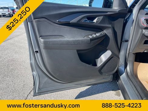 Used 2023 Chevrolet TrailBlazer RS w/ Convenience Package image 18