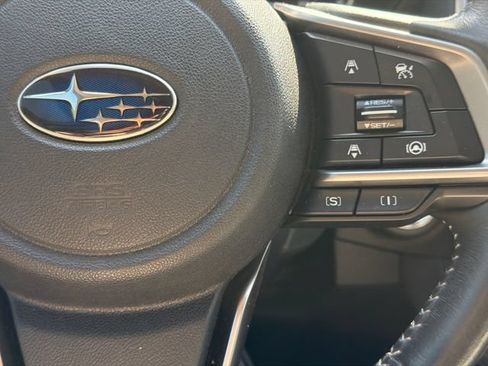 Used 2020 Subaru Forester Premium AWD/4WD image 32