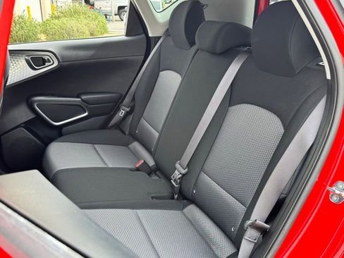 Used 2024 Kia Soul LX w/ Option Group 015 FWD image 28