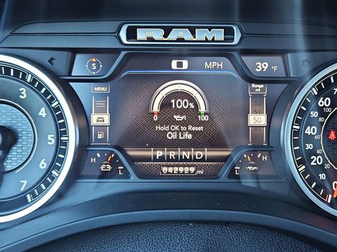 Used 2022 RAM 1500 Laramie image 13