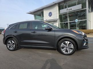 Used 2022 Kia Niro EX w/ Cold Weather Package 360° Tour
