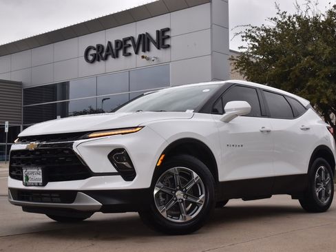 Used 2023 Chevrolet Blazer LT w/ Driver Confidence Package image 1