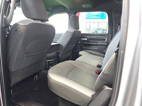 Used 2024 RAM 2500 Big Horn w/ Bed Utility Group image 9