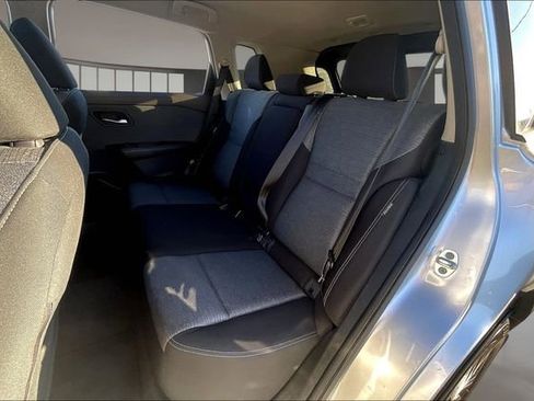 Used 2021 Nissan Rogue SV image 17