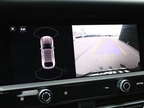 Certified 2023 Porsche Macan Turbo image 19