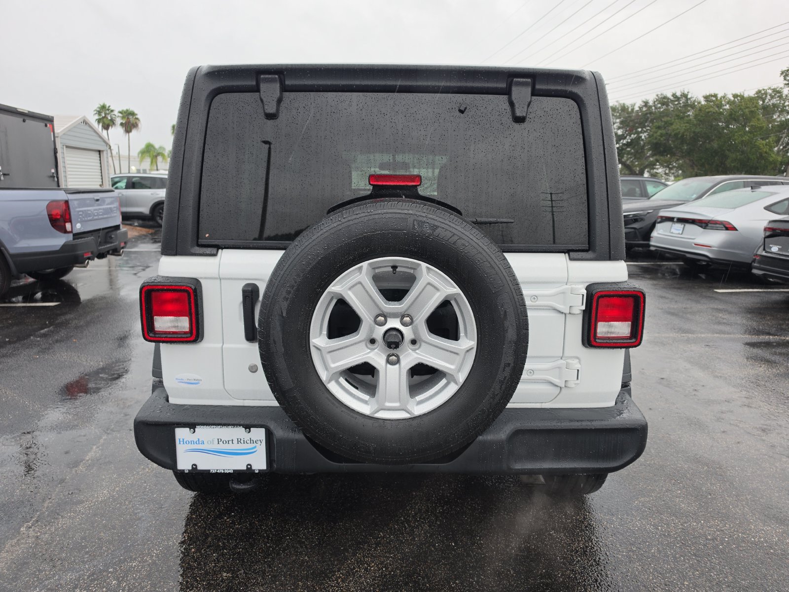 Used 2019 Jeep Wrangler Unlimited Sport S AWD/4WD image 4