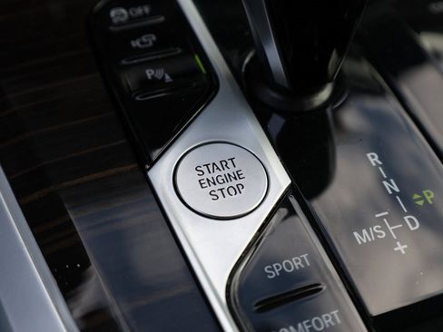 Used 2023 BMW X5 sDrive40i w/ Parking Assistance Package image 32