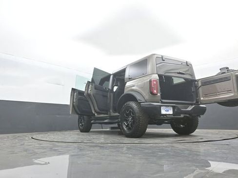 New 2026 Ford Bronco Badlands image 39