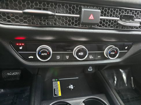 Used 2024 Honda HR-V EX-L image 23