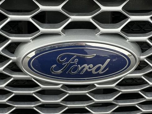 Used 2024 Ford Edge SEL image 29