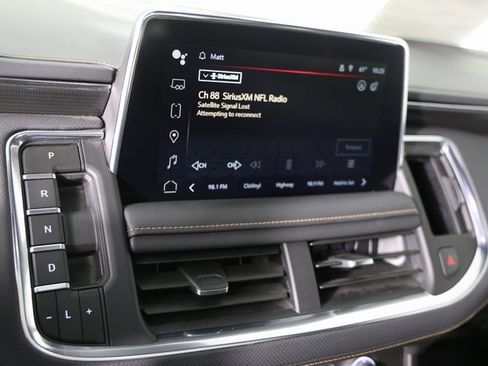 Used 2024 GMC Yukon AT4 w/ AT4 Premium Package image 20