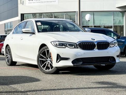 Used 2020 BMW 330i Sedan w/ Convenience Package image 1