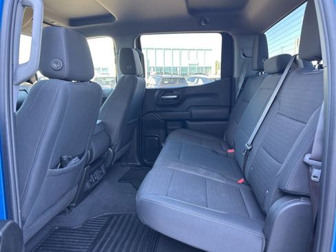 Used 2023 Chevrolet Silverado 1500 Custom image 10