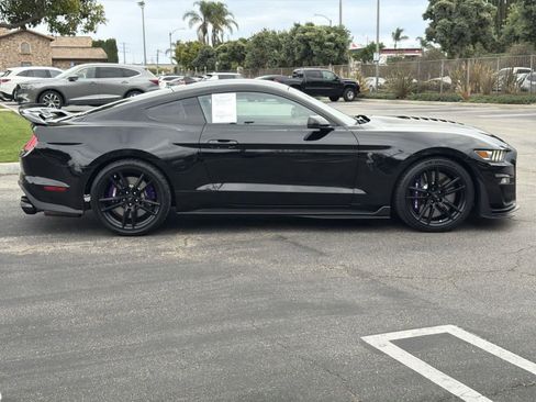 Used 2020 Ford Mustang Shelby GT500 w/ Technology Package image 3