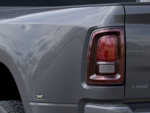 New 2026 RAM 3500 Lone Star AWD/4WD image 5