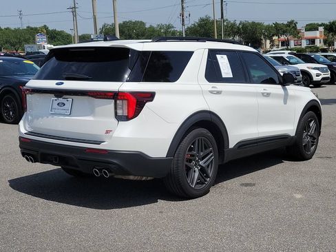 Used 2025 Ford Explorer ST w/ Sun And Sound Package RWD image 5