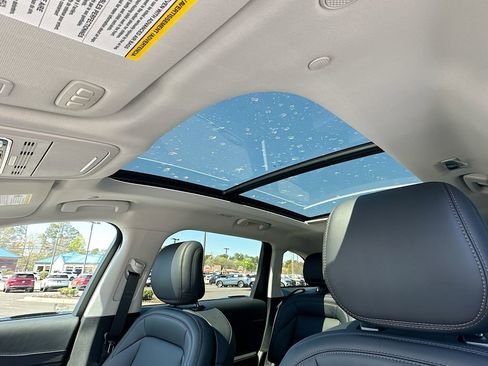 New 2026 Lincoln Nautilus Premier w/ Equipment Group 102A AWD/4WD image 11