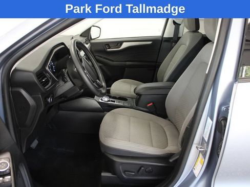 Used 2022 Ford Escape SE w/ SE Sport Appearance Package AWD/4WD image 14
