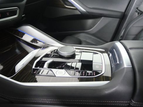 Certified 2025 BMW X6 xDrive40i AWD/4WD image 20