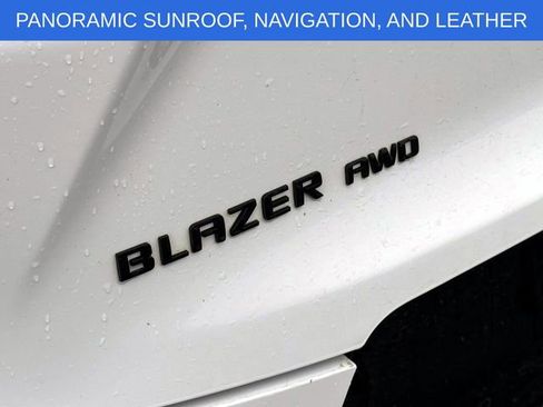 Certified 2019 Chevrolet Blazer RS w/ Sun and Wheels Package image 9
