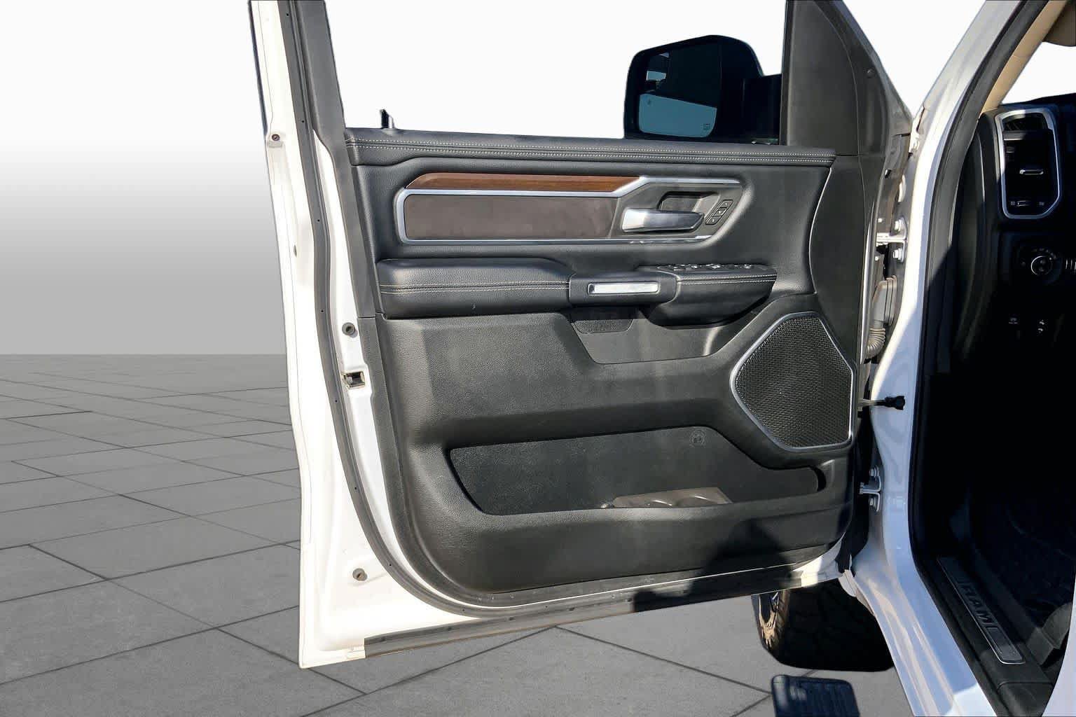 Used 2021 RAM 1500 Laramie w/ Laramie Southwest Edition AWD/4WD image 20