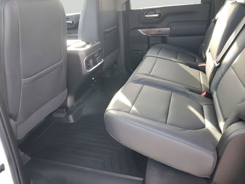 Used 2022 Chevrolet Silverado 3500 LTZ w/ LTZ Texas Edition image 20