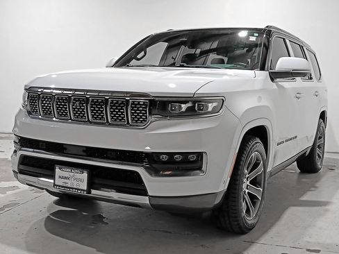 Used 2022 Jeep Grand Wagoneer Series I AWD/4WD image 3