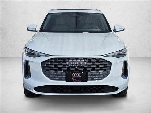 New 2025 Audi Q5 Premium w/ Convenience Package AWD/4WD image 2