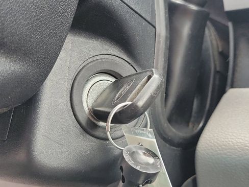 Used 2021 Ford F550 4x4 Regular Cab Super Duty image 25