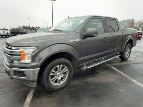 Used 2019 Ford F150 Lariat w/ Equipment Group 501A Mid image 4