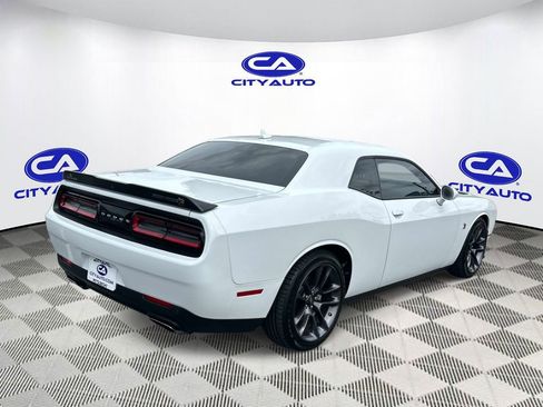 Used 2023 Dodge Challenger R/T Scat Pack RWD image 3