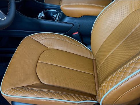 New 2026 Chrysler Pacifica Pinnacle w/ Trailer Tow Group image 15