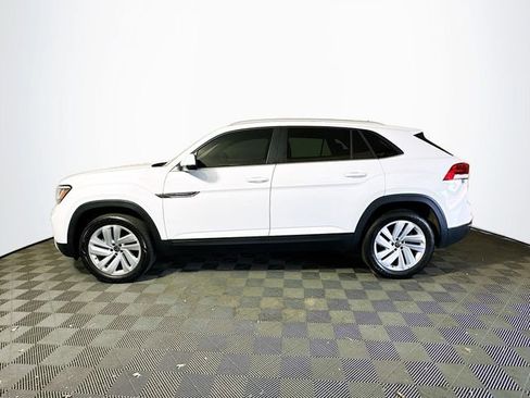 Used 2023 Volkswagen Atlas Cross Sport SE image 5