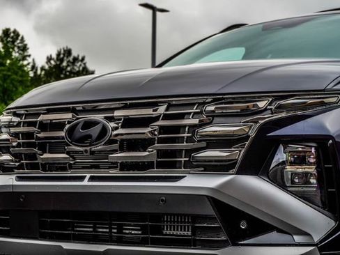 New 2026 Hyundai Tucson Limited AWD/4WD image 2
