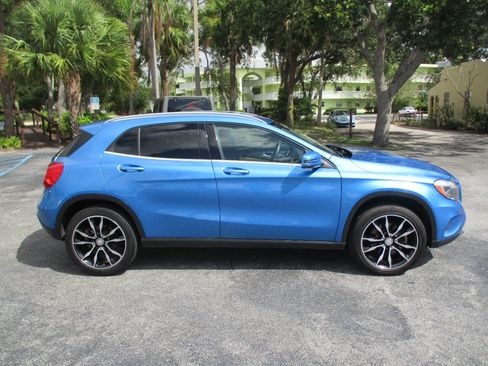 Used 2016 Mercedes-Benz GLA 250 4MATIC image 3