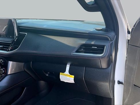 Used 2024 Chevrolet Tahoe RST w/ Luxury Package AWD/4WD image 19