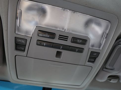 Used 2014 Toyota Camry XLE w/ Leather Package FWD image 36