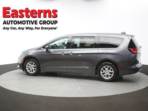 Used 2022 Chrysler Voyager LX FWD image 61