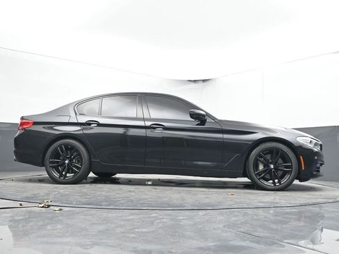 Used 2017 BMW 540i xDrive image 33