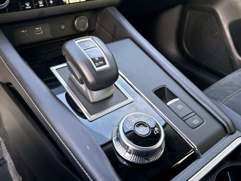 Used 2024 Mitsubishi Outlander SE image 29