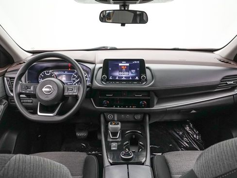 Used 2023 Nissan Rogue SV AWD/4WD image 15