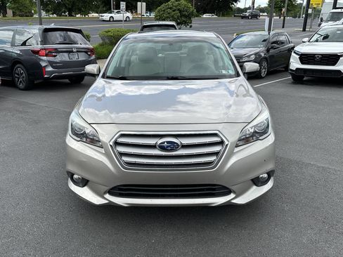 Used 2016 Subaru Legacy 2.5i Limited AWD/4WD image 3
