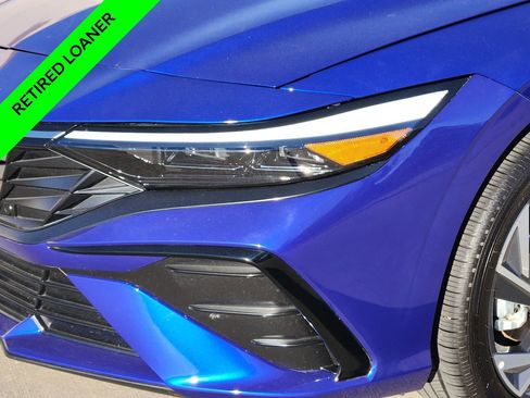 New 2025 Hyundai Elantra SEL image 6