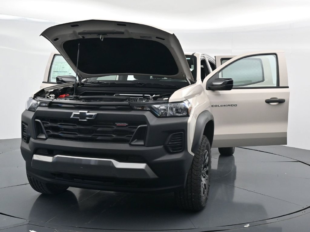 New 2026 Chevrolet Colorado Trail Boss AWD/4WD image 36