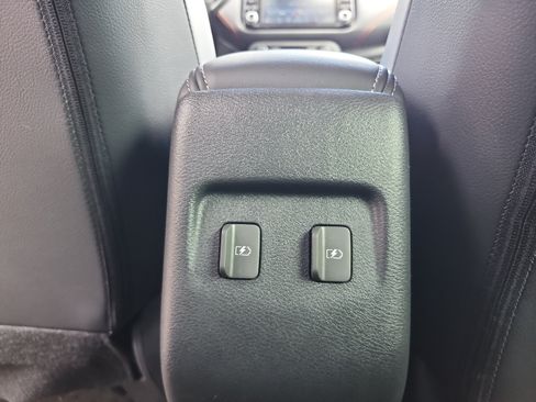 Certified 2024 Nissan Kicks SR w/ SR Premium Package FWD image 17