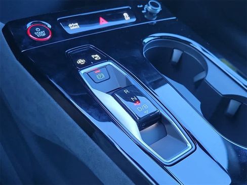 New 2025 Audi S6 e-tron Premium Plus image 25