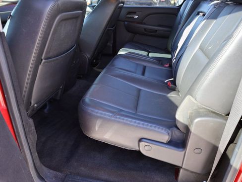 Used 2014 GMC Sierra 3500 SLT w/ SLT Convenience Package AWD/4WD image 18